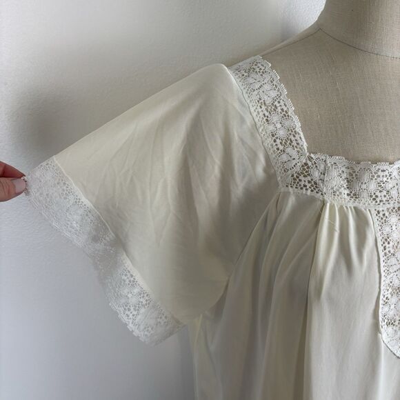 VTG 70's Figurfit NIght Gown Slip Maxi Long Lace Trim Flaw Size 2X - Picture 3 of 10